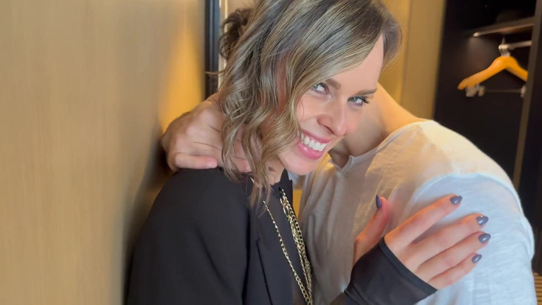 Serenity Cox: Wife Fucks Two Cocks After Night Out Before Being Covered...