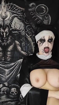La Suora Demone Posseduta Fa Sesso Con Il Signore Oscuro