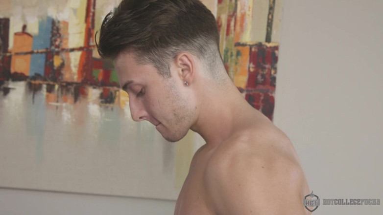 Hot College Fucks: Chris leva Jackie para uma carona