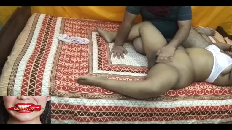 Hotty Jiya Sharmaa: Seks remaja India dengan pepek sperma dan pancut ke dalamnya...