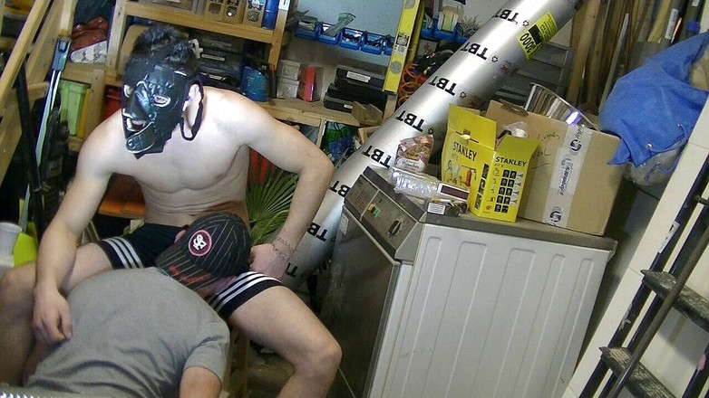 RAW FRENCH PIGS: Chupando chico straigth real pero no gratis