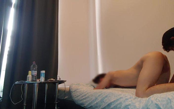 LeoTeenLatinos: Curioso estudiante ucraniano me da su semen virgen - "dhavchenko"