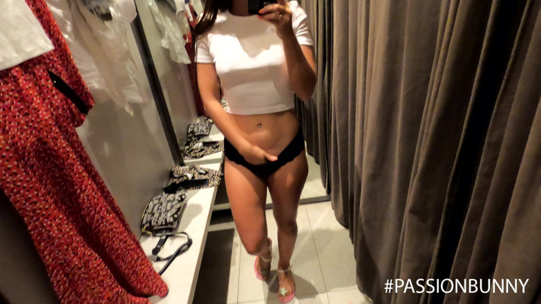 PassionBunny: 쇼핑몰에서 퀴크 보지 게임