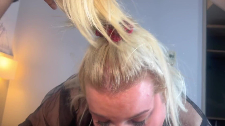 AmeliaRae: Amelia Gags sur une grosse noire