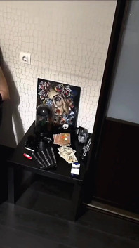 Köle amımı yalayarak bana tapıyor