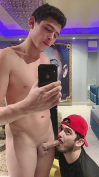 Markus Gets a Blowjob in Front of the Mirror