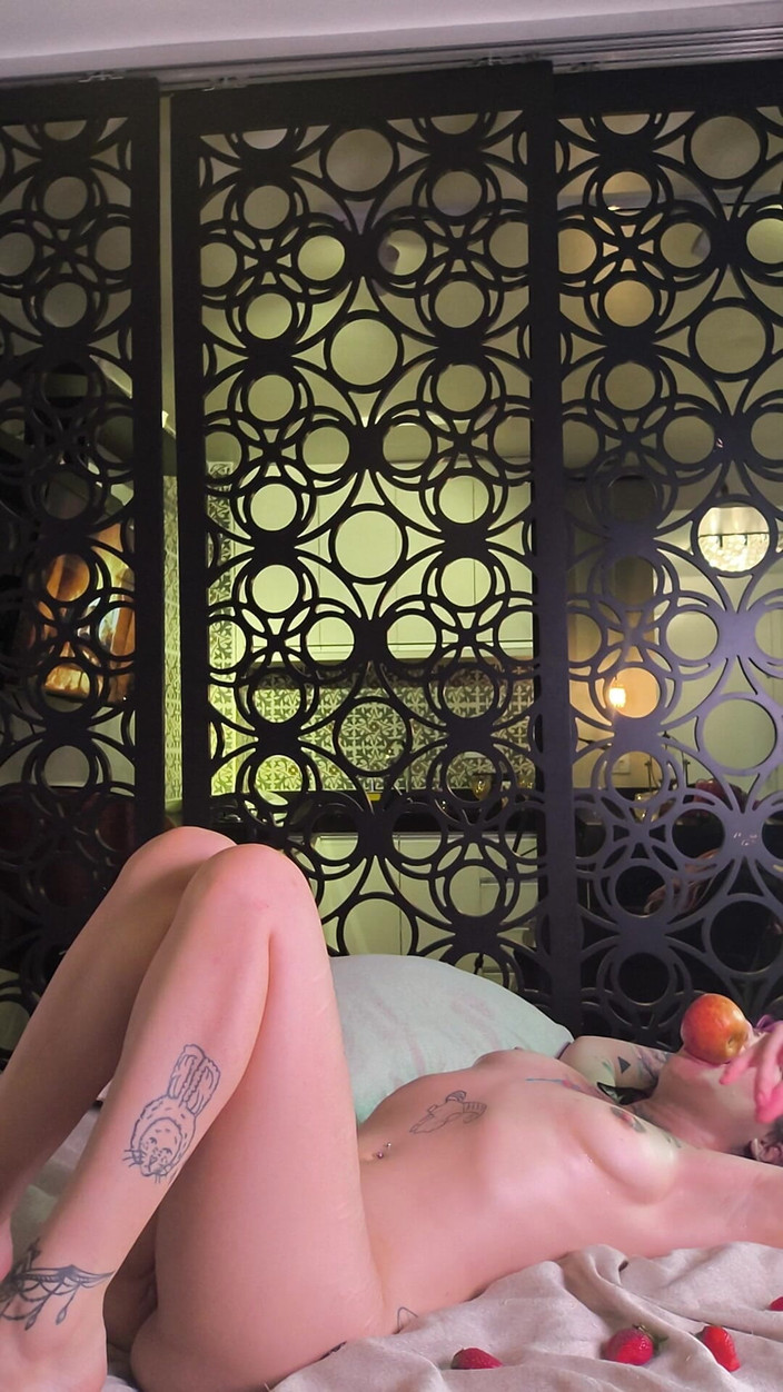 Maria Morangoh: Strawberries up My Ass