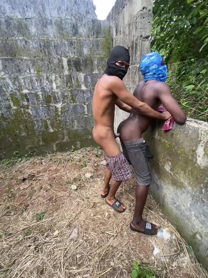 assdriller50: Putih Pada Hitam