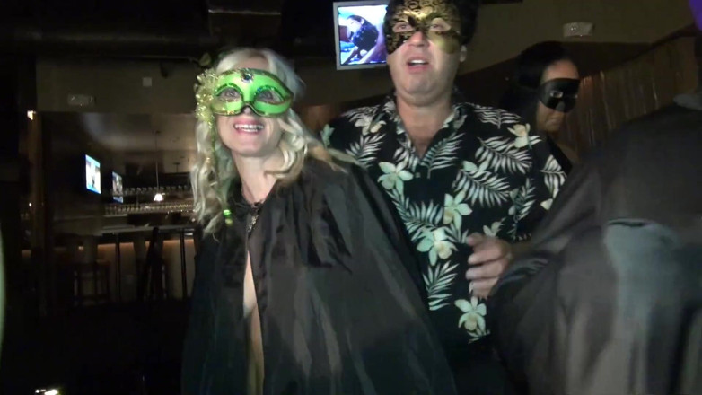Dirty Dating Live: Ordinary People: Just Plain Folks Fuck for Fun in Sexclub