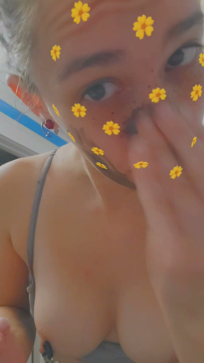 Summrbby: Showerroutine Withnippleclamps