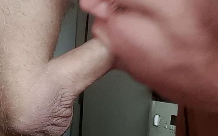 Sweet July: Nyepong kontol sampai dalam banget - close up dan sperma hangat