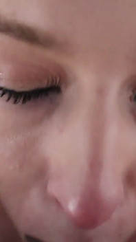 Minxx Marie Bikini Blowjobs