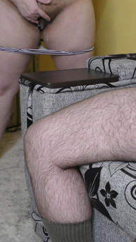 Sborrata nella figa della moglie mentre il maritino cuck guarda - Milky mari