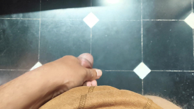 Roxy Bay: Zakar mengusik di rumah bersendirian melancap polo pov