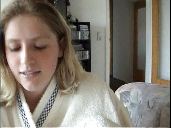 German Fuck Movie: Sabine and Markus Are Neighbor in the Hallway