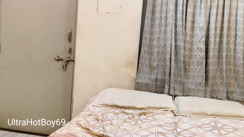 UltraHotBoy69: Миготливі гарячі моменти