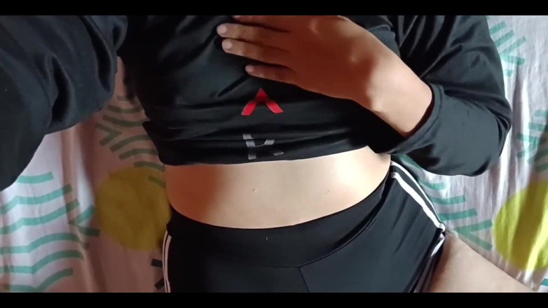 Yulieth Gomez: 大学校长继女的视频