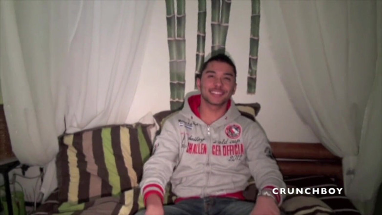 STRAIGHT BOY CURIOUS: Latino muda straihtj meniduri twink Prancis
