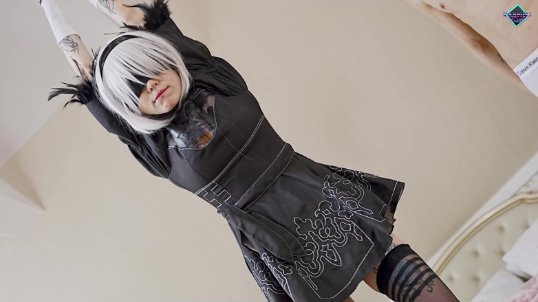 Karneli Bandi: Nier Automata 2b legată și futută