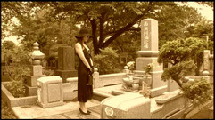 Raptor Inc: Zralé lesbičky: množství žen Sv. 2