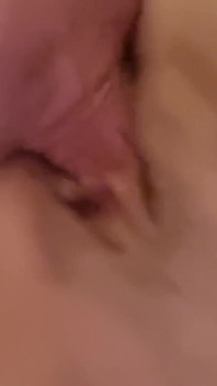 그는 나를 뒤에서 따먹어 - 후배위에서 내 엉덩이가 튀어오르는 걸 지켜봐