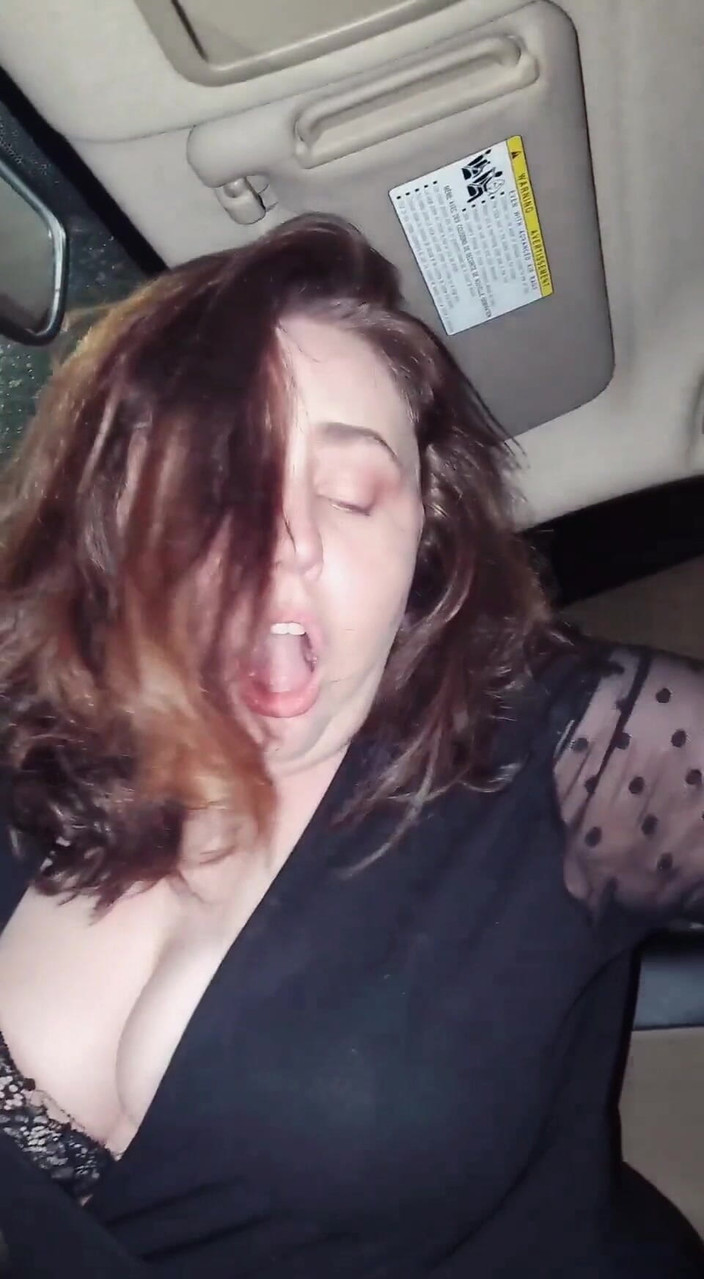 KinkyKatie: Parte 2 del orgasmo en el coche