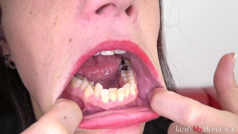 Inside My Mouth: Mondfetisjclip met Ali Bordeaux Fullhd - in mijn mond