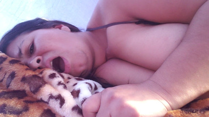 Riderqueen: Macecha překvapeně šuká v lese