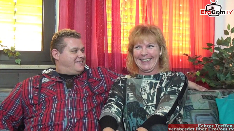 EroCom: Natural German housewife next door in an amateur threesome