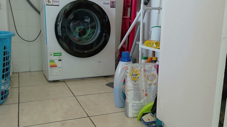 Kinky Lyrical: Pranie na obcasach przez Kinkylyrical