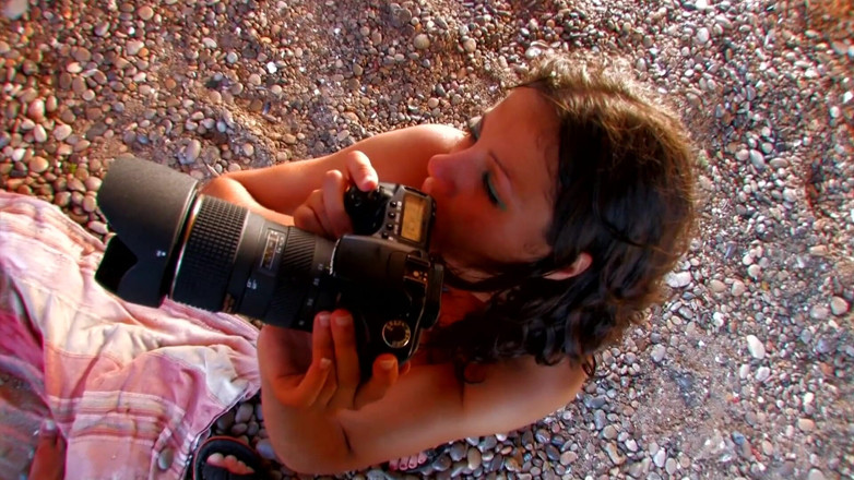 French X: Sessão de fotos se transforma em sexo a três
