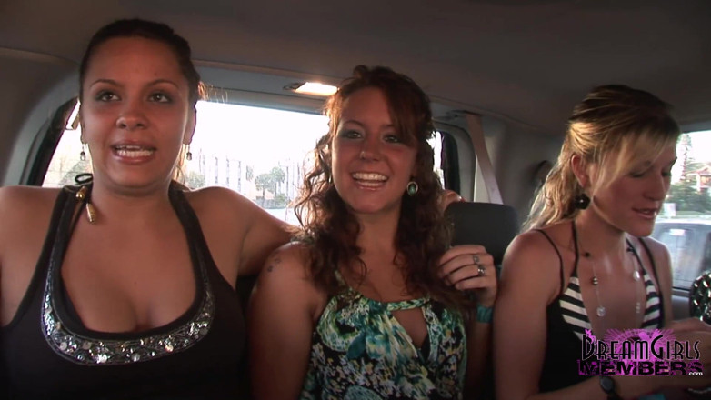 Dream Girls: A Shower and Shave Before Flashing