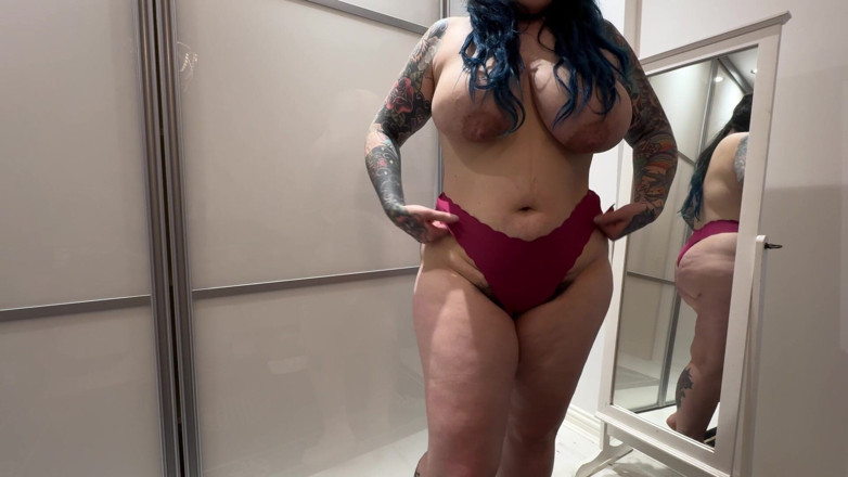 ElizabethsLingerie: Promițând chiloți tanga multicolori