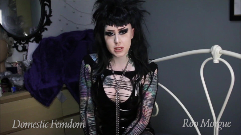 Domestic femdom: Du willst eine goth-freundin? Mit etwas, dem Kleinen?