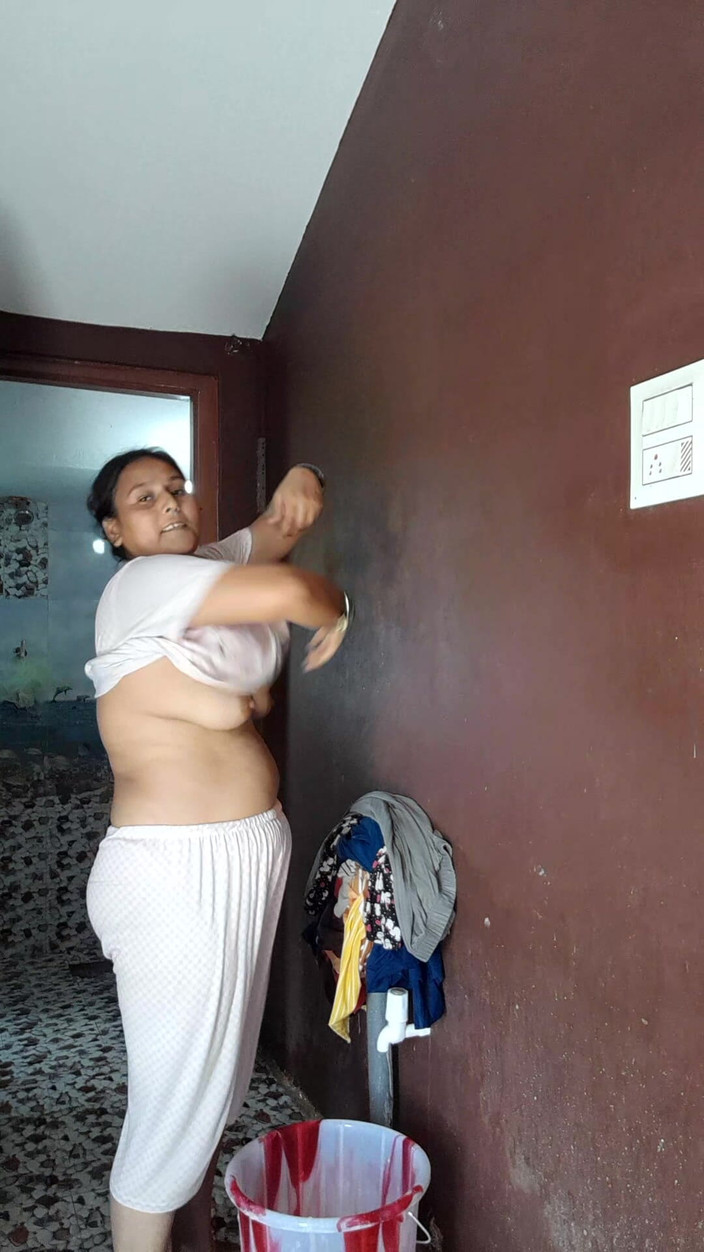 Puja555: Puja nieuwe video