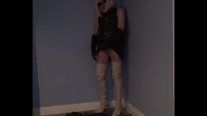 Leather Kirsten: Gioca in pelle