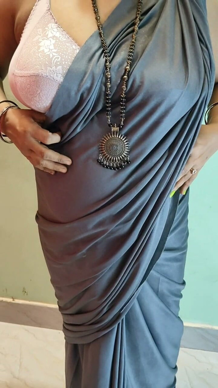 Kavita suman: Indian Wife Cuckold Story and Masturbated