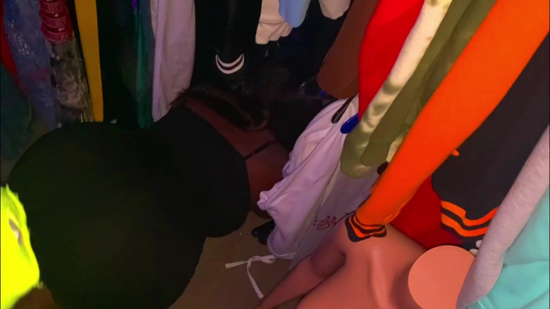 Exclusive Dirty Diana: Essa bunda grande é um show de luz