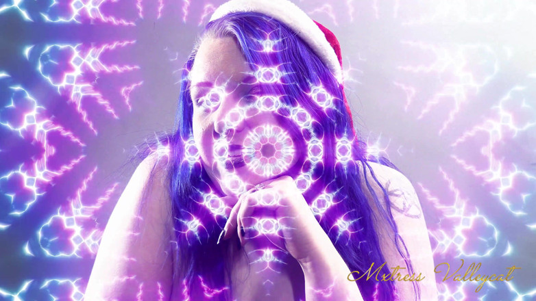 Mxtress Valleycat: Reindeer mesmerise games