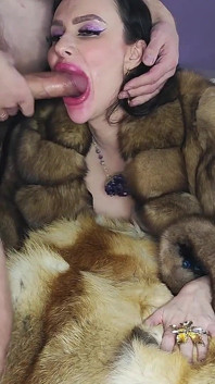 I Wear a Sable Fur Coat and Suck Cock on a New Fox Fur Blanket with Cumshot on My Vintage Stockings and Thick Fur