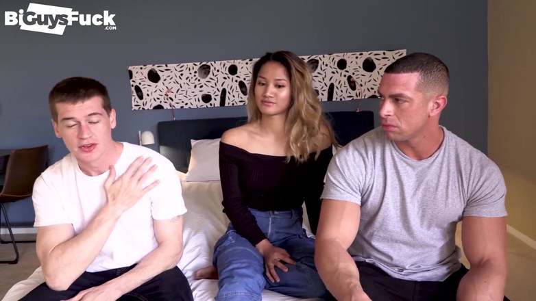 Bi Guys Fuck: Jock mit großem schwanz, 9+ Incher fickt großen Muskel-hintern Sean Costin &amp;...