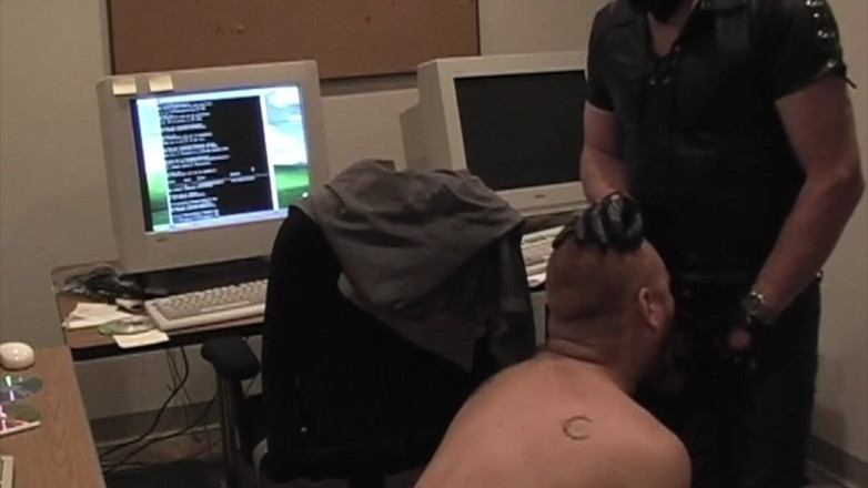 Gaybareback: Spank and punishment by gay dude