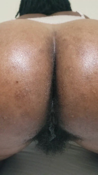 Potresti entrare lentamente il tuo cazzo nella mia figa?