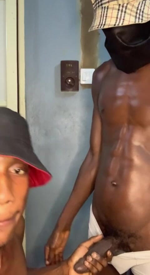 Honeyslim: Uklízeč v mém hotelovém pokoji