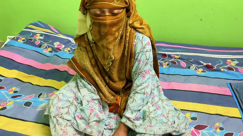 Riya Chowdhury: Makcik seksi muda saya berkongkek keras dan kasar dengan saya