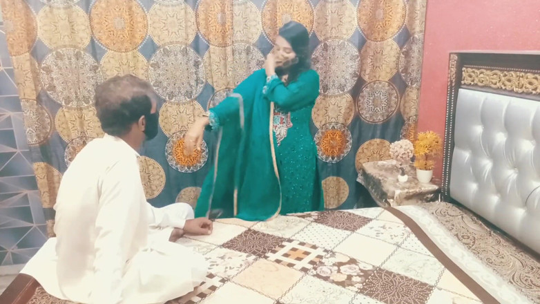 MehwishButt: Indian Desi Wife Angry Because Her Husband Don't Put His...