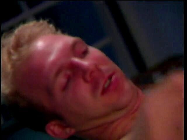 Redhead Beauties: Sexy holka kouří a jezdí na péru