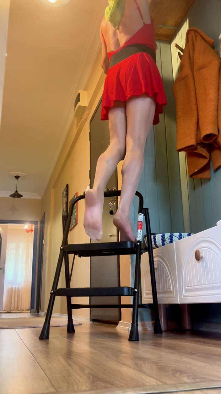 cd_aysemmm: 당신은 사다리를 개최 할 수 있습니까?