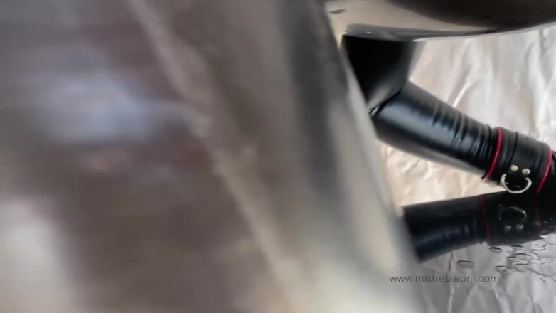 Mistress April: Dominatrice padrona April punizione schiava di gomma