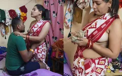 Desi Maid Steals While Cleaning the Room, the Room Owner Caught the and Sucked the